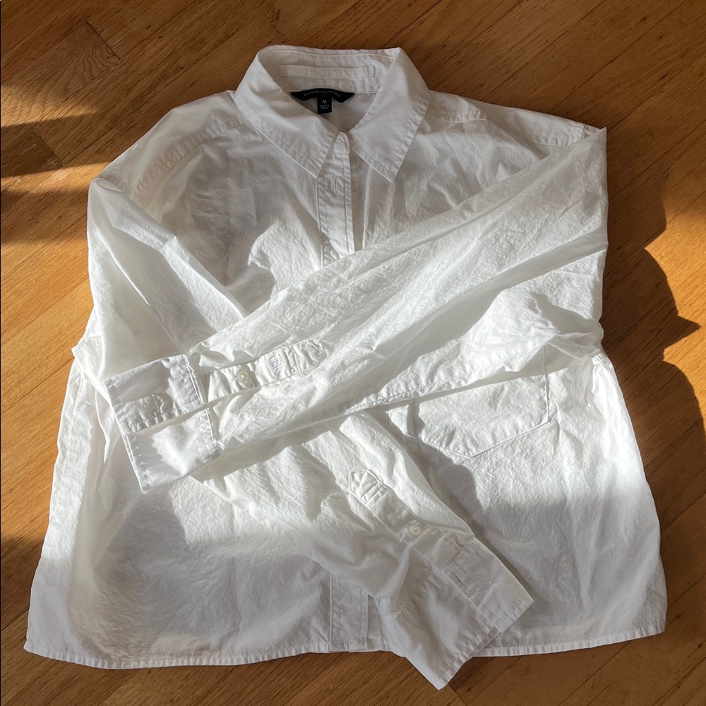 BR Cropped Button Up with Pocket - Picture 5 of 7